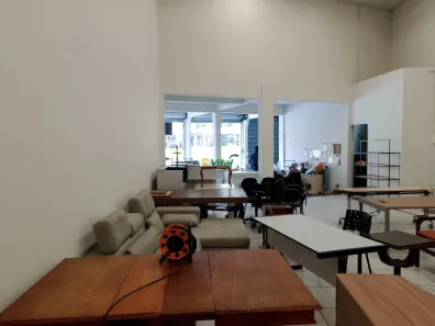 Ponto Comercial para alugar, 225m² no Sagrada Família, Belo Horizonte