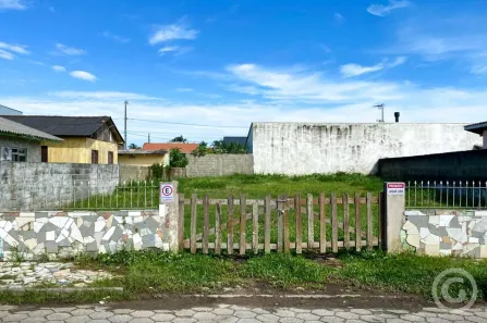 Lote/Terreno para alugar, 405m² no Carianos, Florianópolis