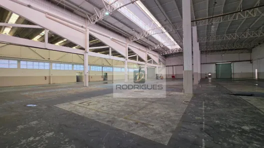 Galpão/Depósito/Armazém para alugar, 10800m² no Piraporinha, Diadema