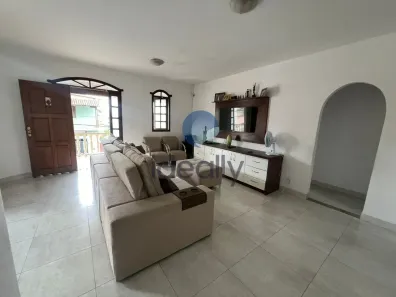 Casa com 4 Quartos à venda, 275m² no Jardim Pérola, Contagem