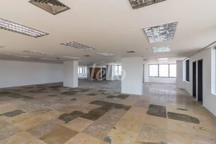 Sala Comercial para alugar, 546m² no Barra Funda, São Paulo