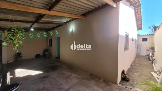 Casa com 3 Quartos à venda, 115m² no São Jorge, Uberlândia