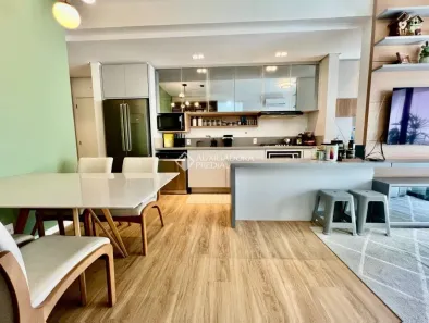 Apartamento com 2 Quartos à venda, 71m² no Centro, Florianópolis