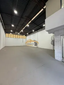 Galpão/Depósito/Armazém para alugar, 250m² no Presidente Altino, Osasco