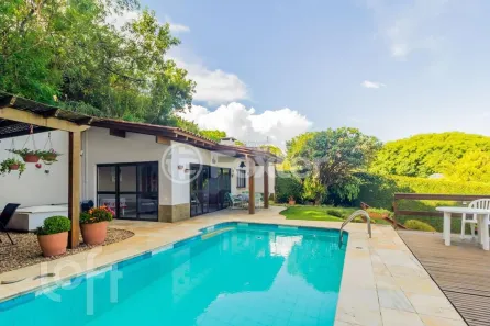 Casa com 4 Quartos à venda, 350m² no Vila Assunção, Porto Alegre