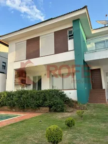 Casa de Condomínio com 3 Quartos para venda ou aluguel, 276m² no Golf Park, Carapicuíba