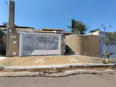 Casa com 3 Quartos à venda, 284m² no Jardim Marajá, Marília