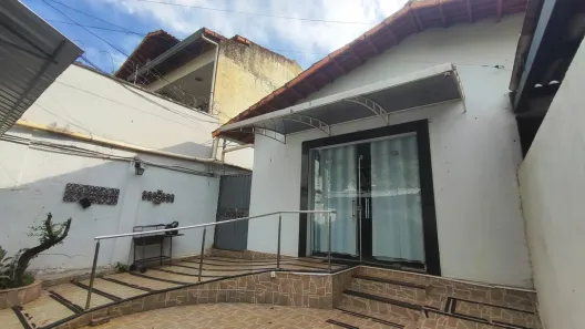 Casa com 5 Quartos à venda, 248m² no Setor Sul, Goiânia