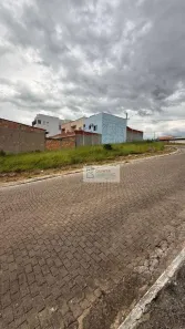 Lote/Terreno à venda, 144m² no Santa Cecilia, Cruzeiro