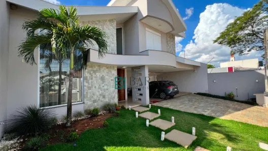 Sobrado com 3 Quartos à venda, 375m² no Paiçandu, Paiçandu