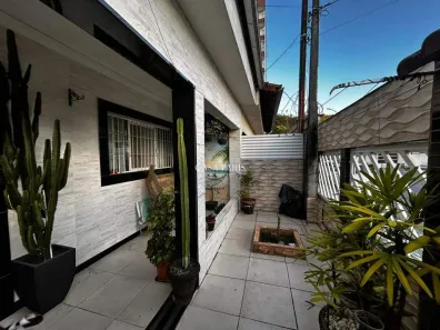 Casa com 2 Quartos à venda, 94m² no Canto do Forte, Praia Grande