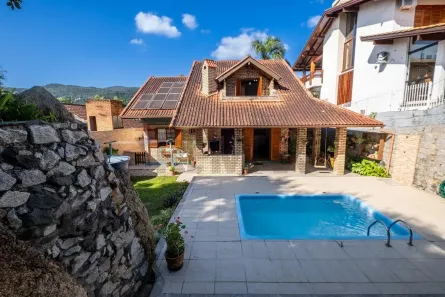 Casa com 4 Quartos à venda, 260m² no João Paulo, Florianópolis