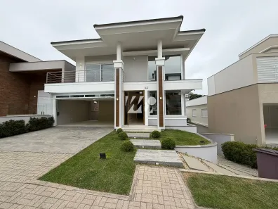 Casa com 3 Quartos para alugar, 318m² no Pedra Branca, Palhoça