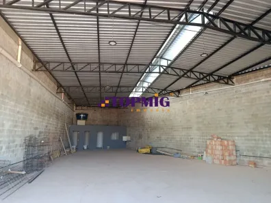 Galpão/Depósito/Armazém à venda, 360m² no Jardim das Alterosas 1ª Seção, Betim