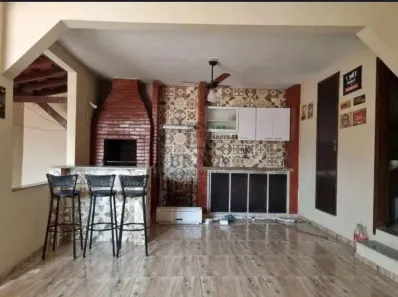Casa com 4 Quartos à venda, 300m² no Jardim Veneza, Volta Redonda