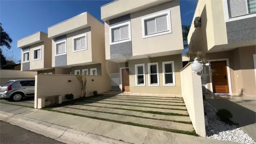 Casa de Condomínio com 3 Quartos para alugar, 100m² no Jardim dos Pinheiros, Atibaia