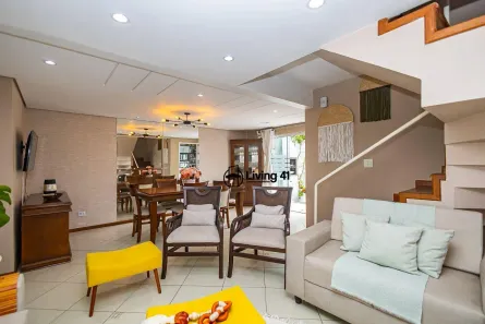 Casa de Condomínio com 3 Quartos à venda, 160m² no Bacacheri, Curitiba