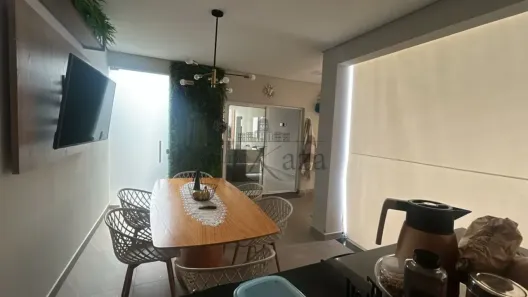 Casa de Condomínio com 3 Quartos para alugar, 230m² no Loteamento Villa Branca, Jacareí