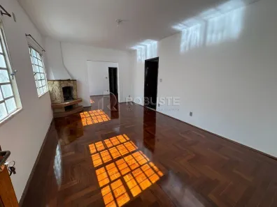 Casa com 3 Quartos para alugar, 204m² no Vila São Judas Thadeu, Botucatu