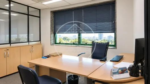 Sala Comercial à venda, 74m² no Vila Olímpia, São Paulo