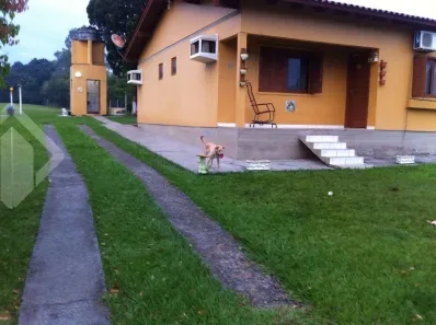 Fazenda/Sítio com 2 Quartos à venda, 200m² no Fiuza, Viamão
