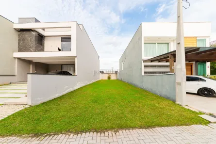 Lote/Terreno à venda, 212m² no Uberaba, Curitiba