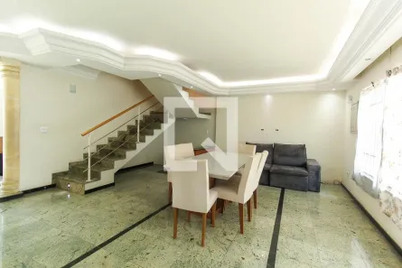Casa com 3 Quartos à venda, 178m² no Jardim Mutinga, Barueri