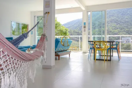 Sobrado com 4 Quartos à venda, 330m² no Santa Rita, Ubatuba