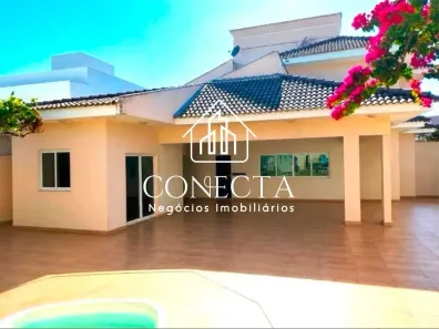 Casa com 3 Quartos para alugar, 390m² no Jardim Inconfidência, Uberlândia