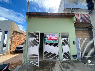 Casa com 2 Quartos para alugar, 120m² no Getúlio Vargas, Aracaju