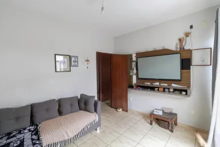 Casa com 3 Quartos à venda, 220m² no Santa Terezinha, Belo Horizonte