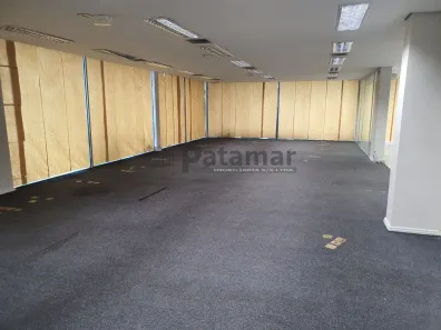 Imóvel Comercial à venda, 1500m² no Chácara Santo Antônio (Zona Sul), São Paulo