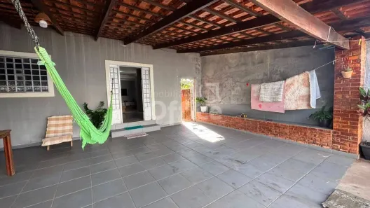 Casa com 3 Quartos à venda, 220m² no Jardim Progresso, Anápolis