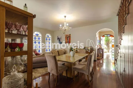 Casa com 4 Quartos à venda, 307m² no Caiçara-Adelaide, Belo Horizonte