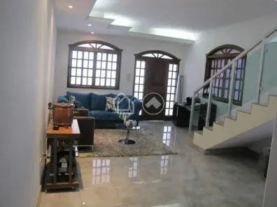 Casa com 3 Quartos à venda, 234m² no Serrano, Belo Horizonte