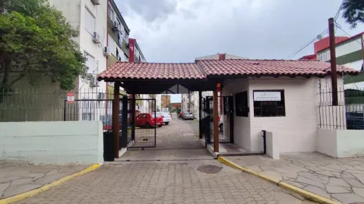 Apartamento com 2 Quartos para alugar, 46m² no Cavalhada, Porto Alegre