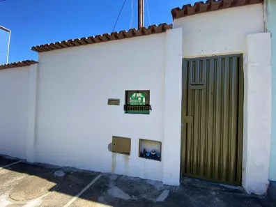 Casa com 2 Quartos para alugar, 70m² no Maracananzinho, Anápolis