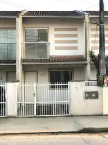 Sobrado com 2 Quartos à venda, 62m² no Paranaguamirim, Joinville