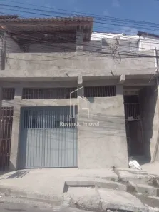 Casa com 2 Quartos à venda, 166m² no Jardim Tonato, Carapicuíba
