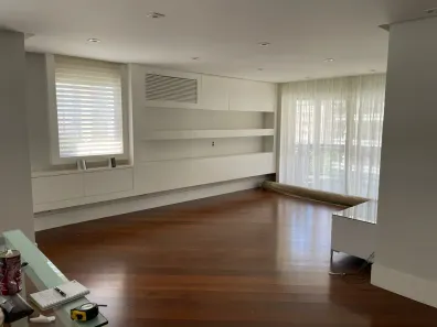 Apartamento com 4 Quartos para alugar, 160m² no Vila Uberabinha, São Paulo