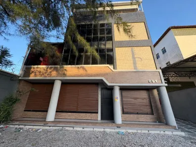 Ponto Comercial para alugar, 32m² no Vicente Pinzon, Fortaleza