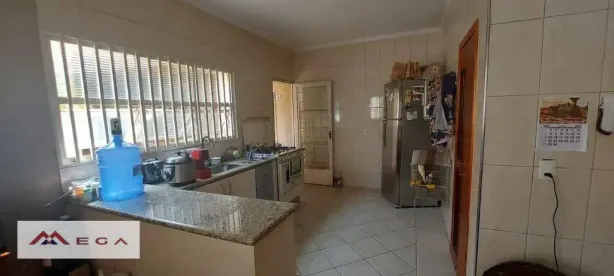 Casa com 3 Quartos à venda, 200m² no Parque Residencial Vila União, Campinas