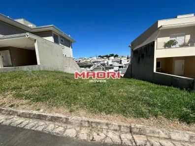 Lote/Terreno à venda, 300m² no Pinheiro, Valinhos