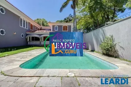 Sobrado com 5 Quartos para venda ou aluguel, 600m² no Santo Amaro, São Paulo