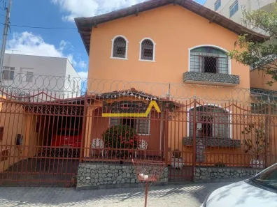 Casa com 3 Quartos à venda, 330m² no Cidade Nova, Belo Horizonte