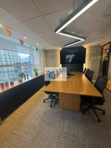 Sala Comercial para alugar, 215m² no Vila Olímpia, São Paulo