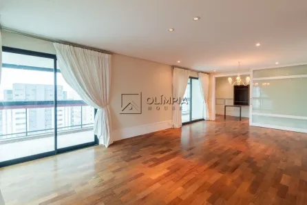 Apartamento com 3 Quartos para alugar, 243m² no Campo Belo, São Paulo