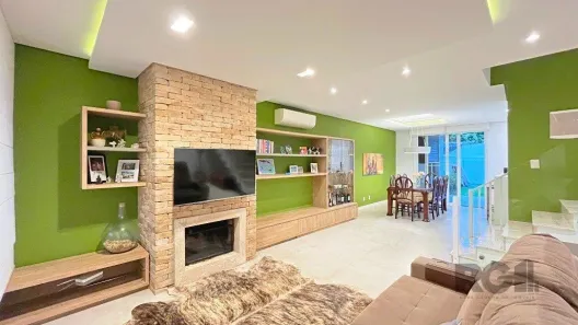 Casa com 3 Quartos à venda, 231m² no Espírito Santo, Porto Alegre