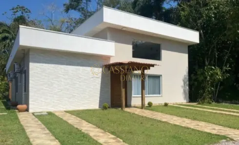 Casa com 3 Quartos à venda, 205m² no Praia do Sape, Ubatuba