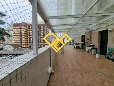 Casa com 3 Quartos à venda, 138m² no Gonzaga, Santos